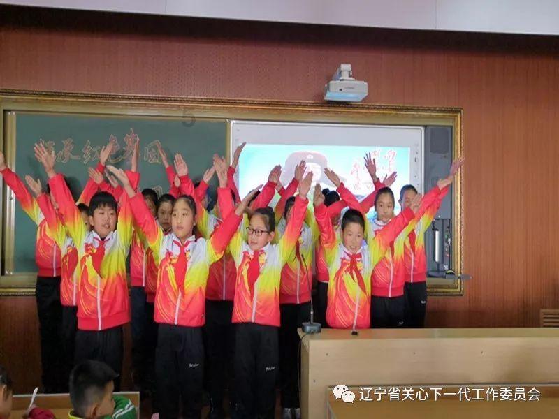 省交发公司筹措物资运往镇雄县“1.22”山体滑坡灾区